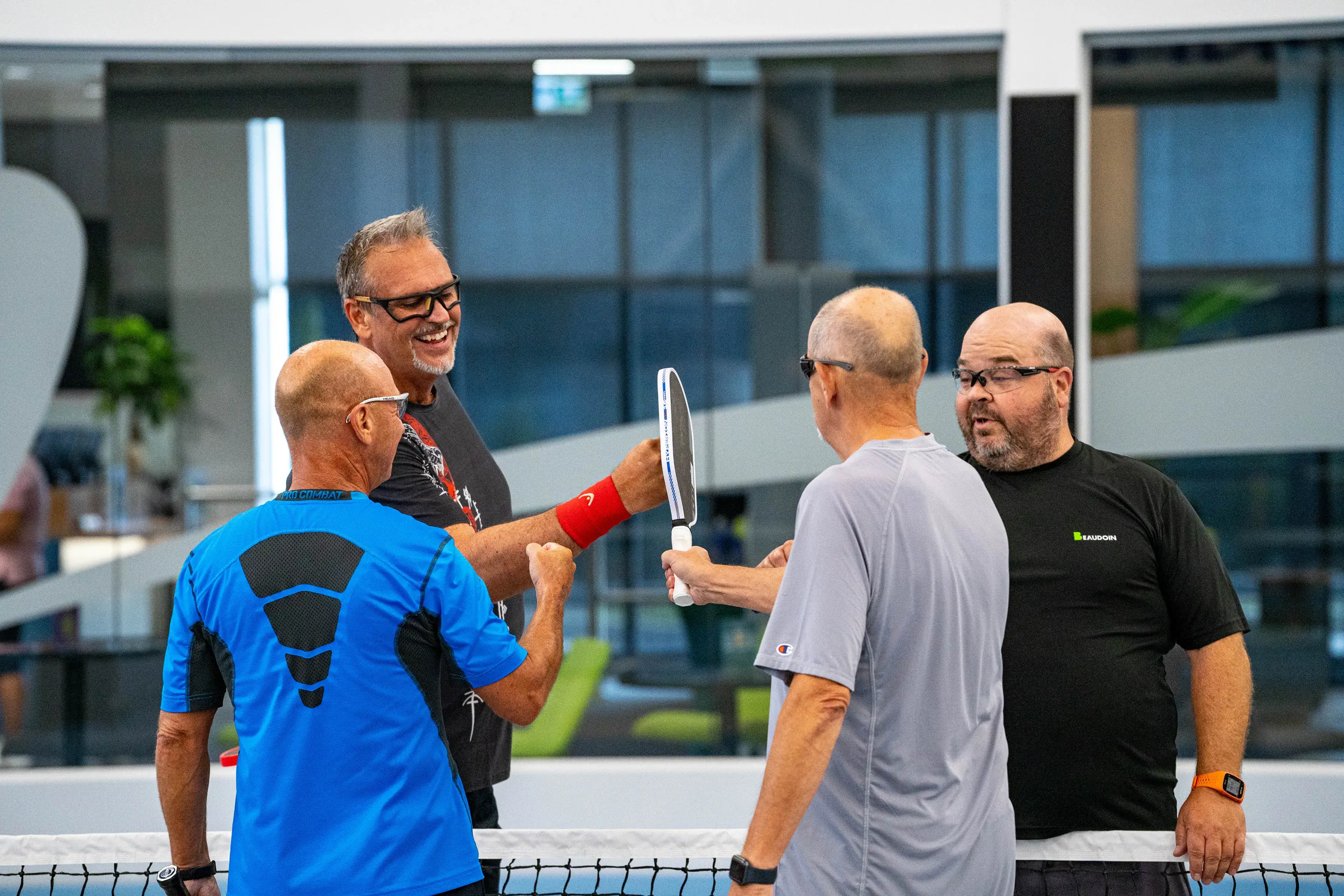 Service league and activity at Espace Pickleball